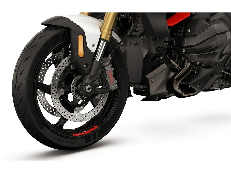 2026 BMW R 1300 R