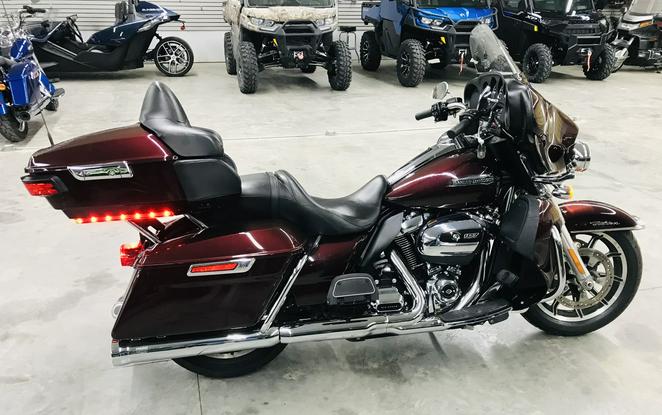 2019 Harley-Davidson® FLHTCU