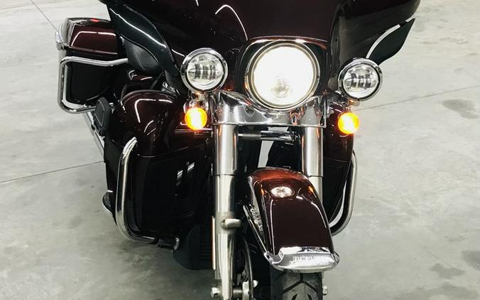 2019 Harley-Davidson® FLHTCU