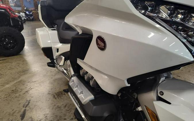 2018 Honda® Gold Wing Tour Automatic DCT Pearl White