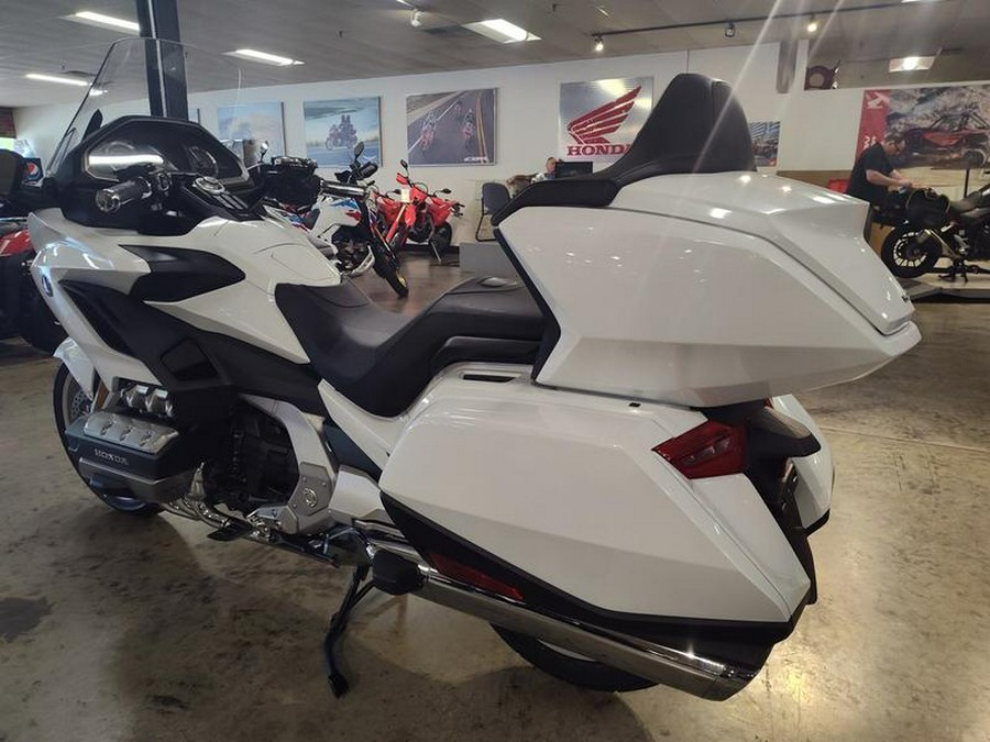 2018 Honda® Gold Wing Tour Automatic DCT Pearl White