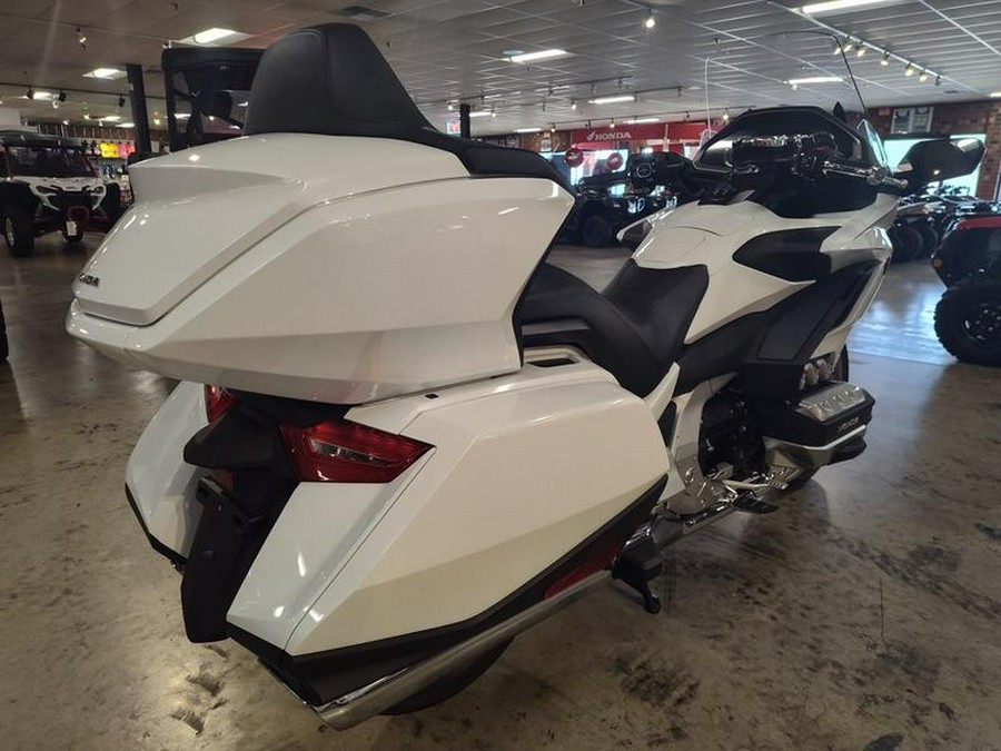 2018 Honda® Gold Wing Tour Automatic DCT Pearl White