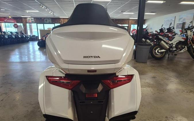 2018 Honda® Gold Wing Tour Automatic DCT Pearl White