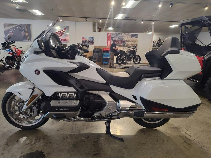 2018 Honda® Gold Wing Tour Automatic DCT Pearl White