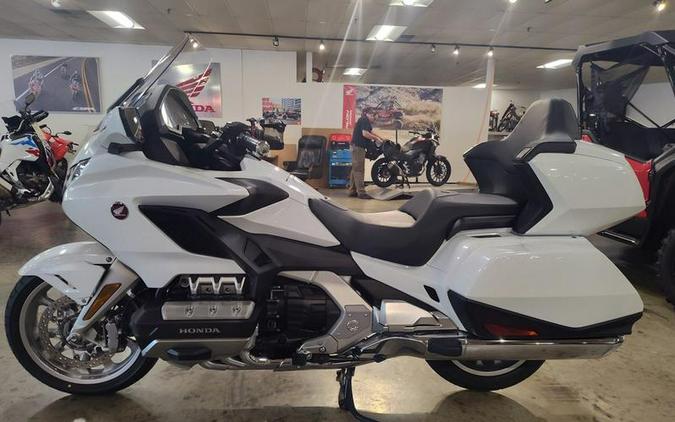 2018 Honda® Gold Wing Tour Automatic DCT Pearl White