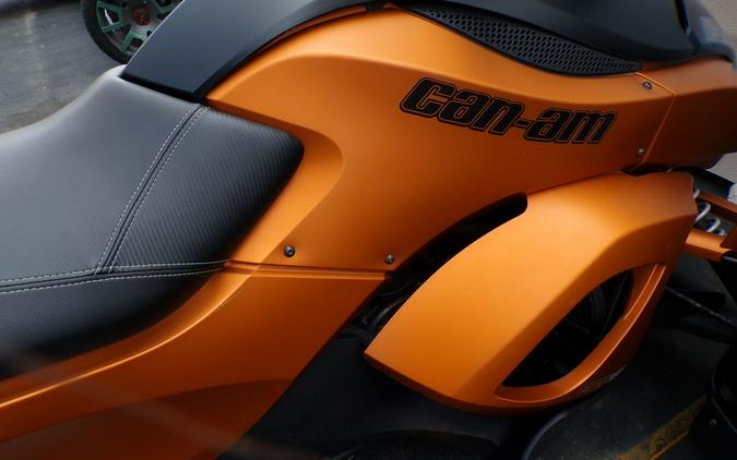 2011 Can-Am® SPYDER RS