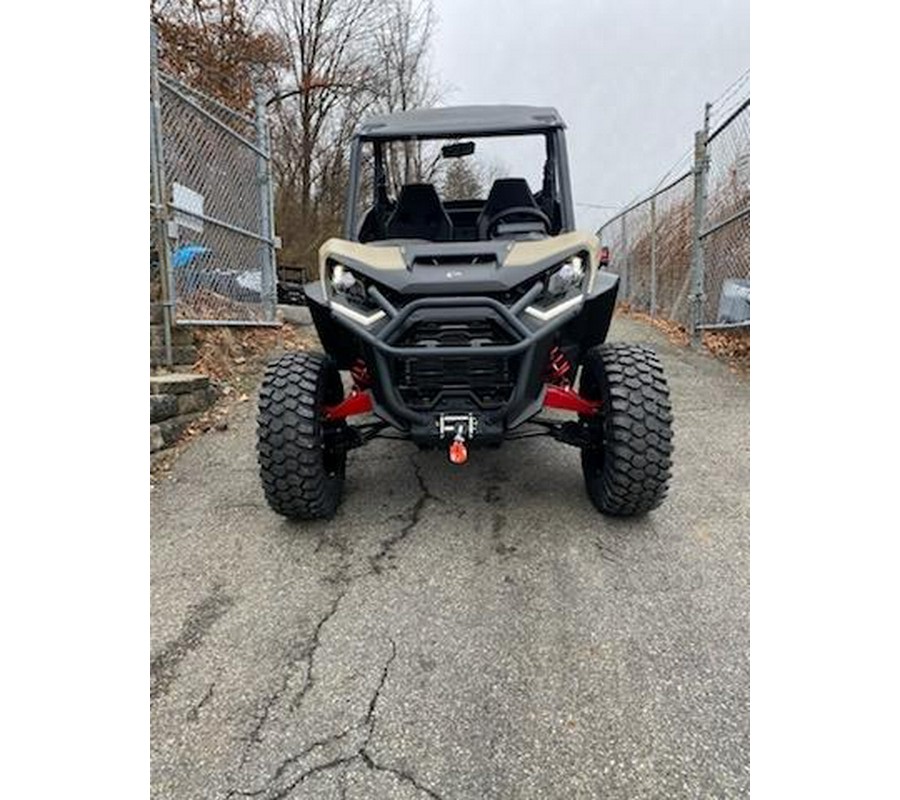 2024 Can-Am Commander XT-P