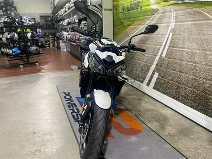 2025 Triumph Street Triple 765 R