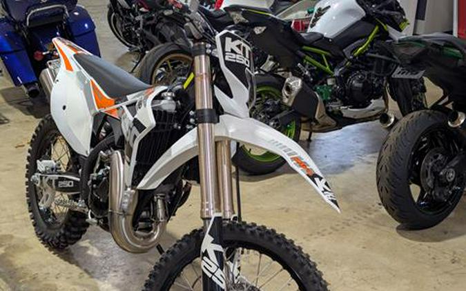 2022 Kayo KT 250