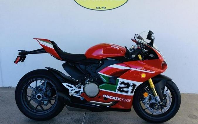2024 Ducati PANIGALE V2