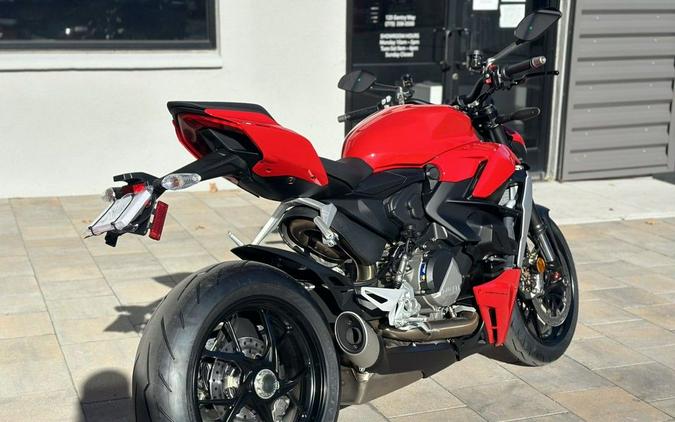 2024 Ducati Streetfighter V2 Red