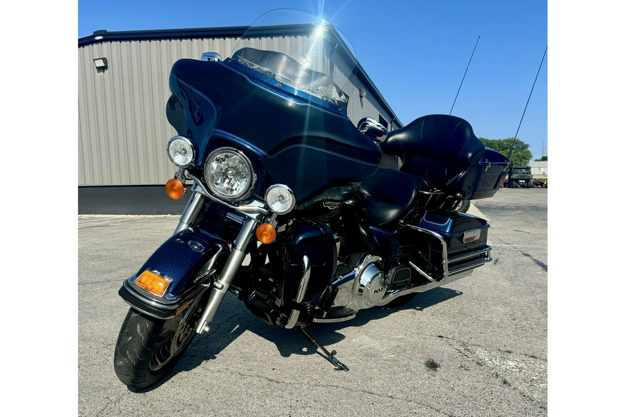 2013 Harley-Davidson® FLHTCU - Electra Glide Ultra Classic