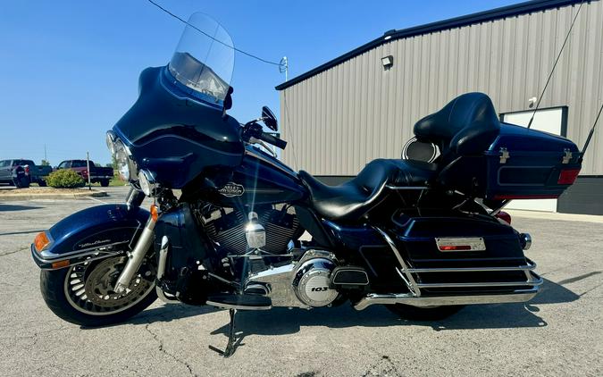 2013 Harley-Davidson® FLHTCU - Electra Glide Ultra Classic