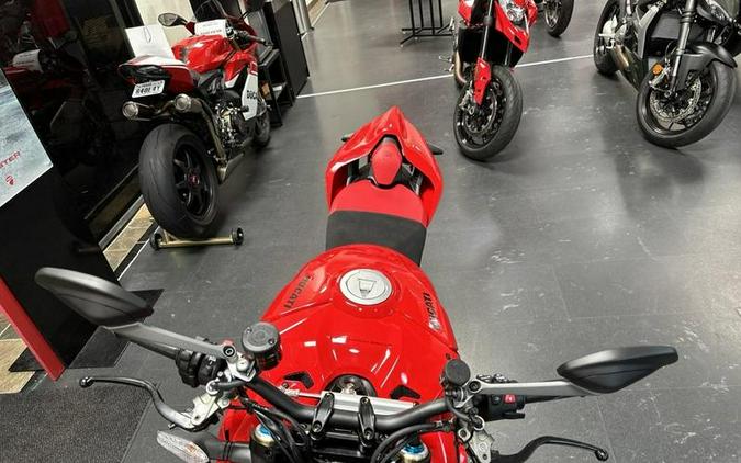 2024 Ducati Streetfighter V4 Red