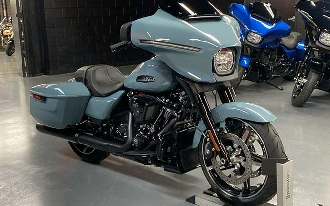 2024 Harley-Davidson FLHX - Street Glide