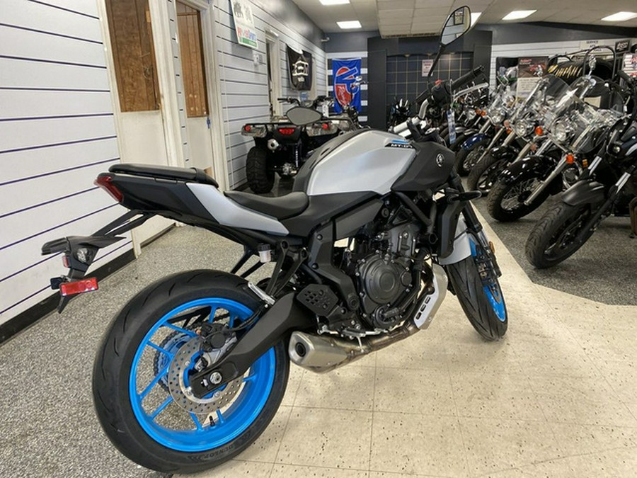 2025 Yamaha MT 07