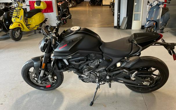 2025 Ducati Monster 937 Stealth - DEMO MODEL