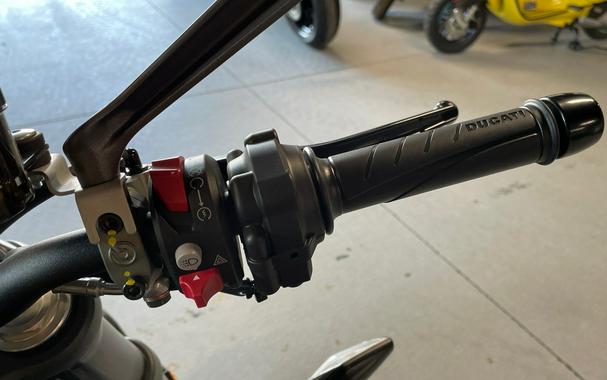 2025 Ducati Monster 937 Stealth - DEMO MODEL