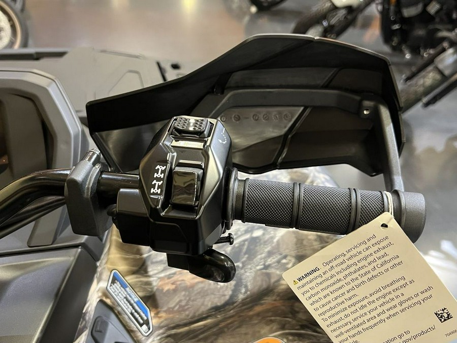 2026 Can-Am® Outlander MAX XT 850 Dark Wildland Camo