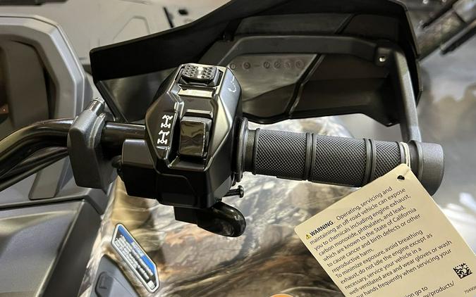 2026 Can-Am® Outlander MAX XT 850 Dark Wildland Camo