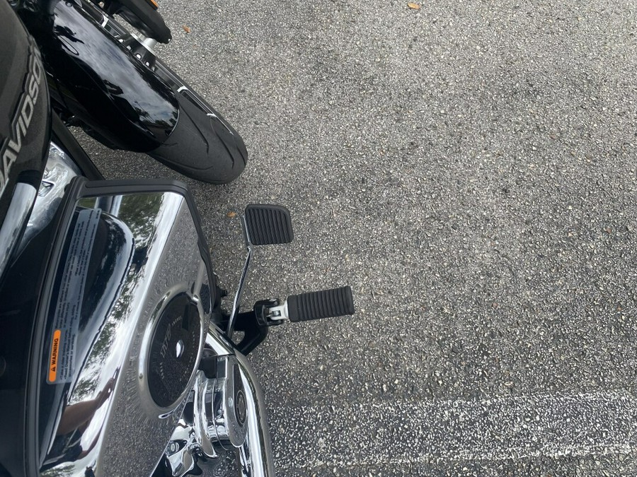 2025 Harley-Davidson® Breakout®