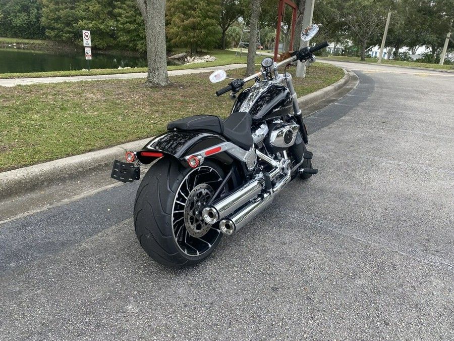 2025 Harley-Davidson® Breakout®