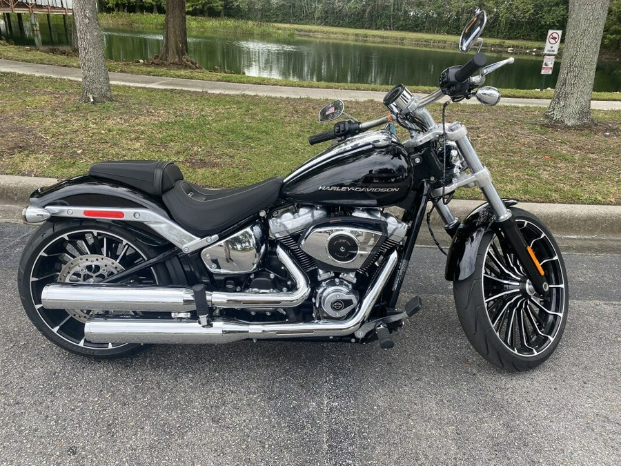 2025 Harley-Davidson® Breakout®