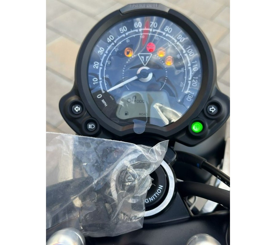 2024 Triumph Speed Twin 900 Competition Green/Phantom Black