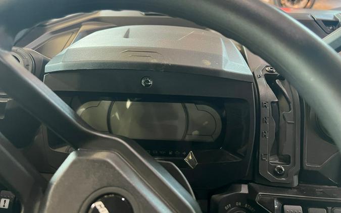 2026 Can-AM Defender PRO Limited HD10