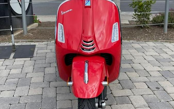 2023 Vespa GTS Super 300