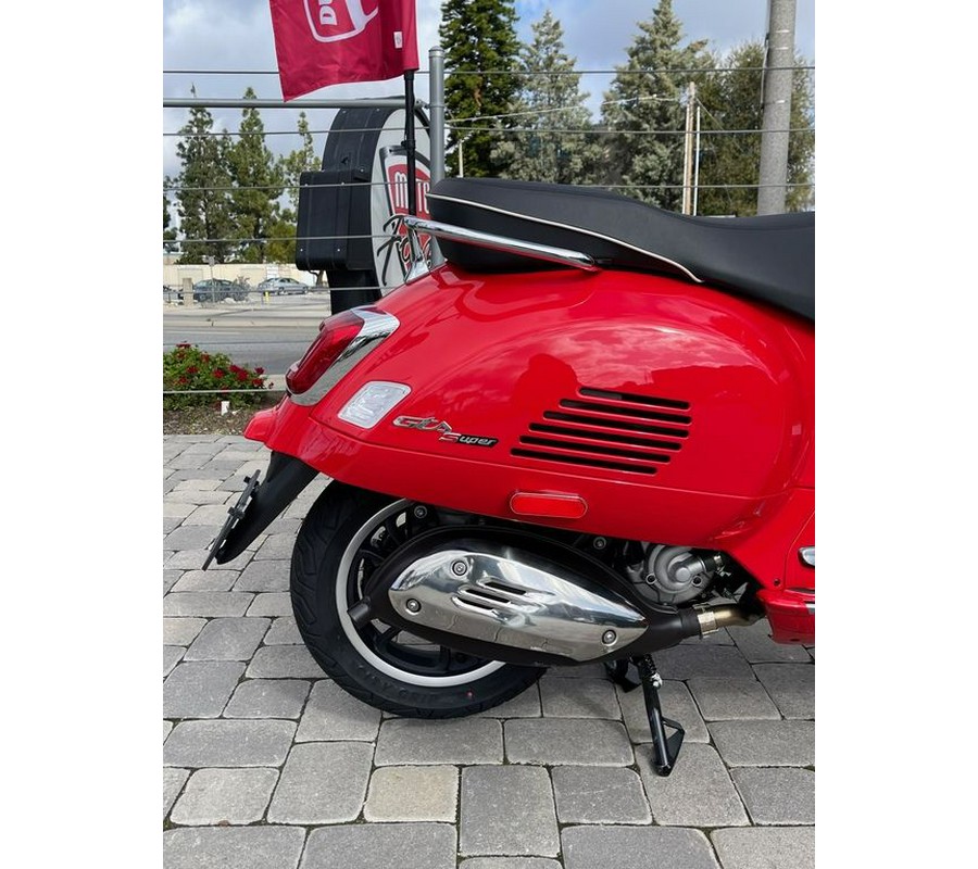 2023 Vespa GTS Super 300