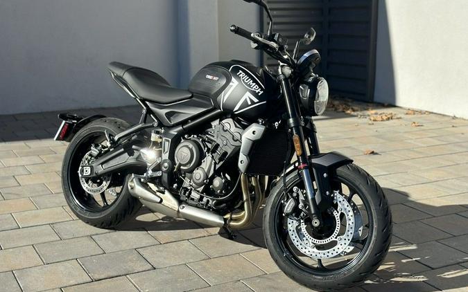 2024 Triumph Trident 660 Matte Jet Black/Matte Silver Ice