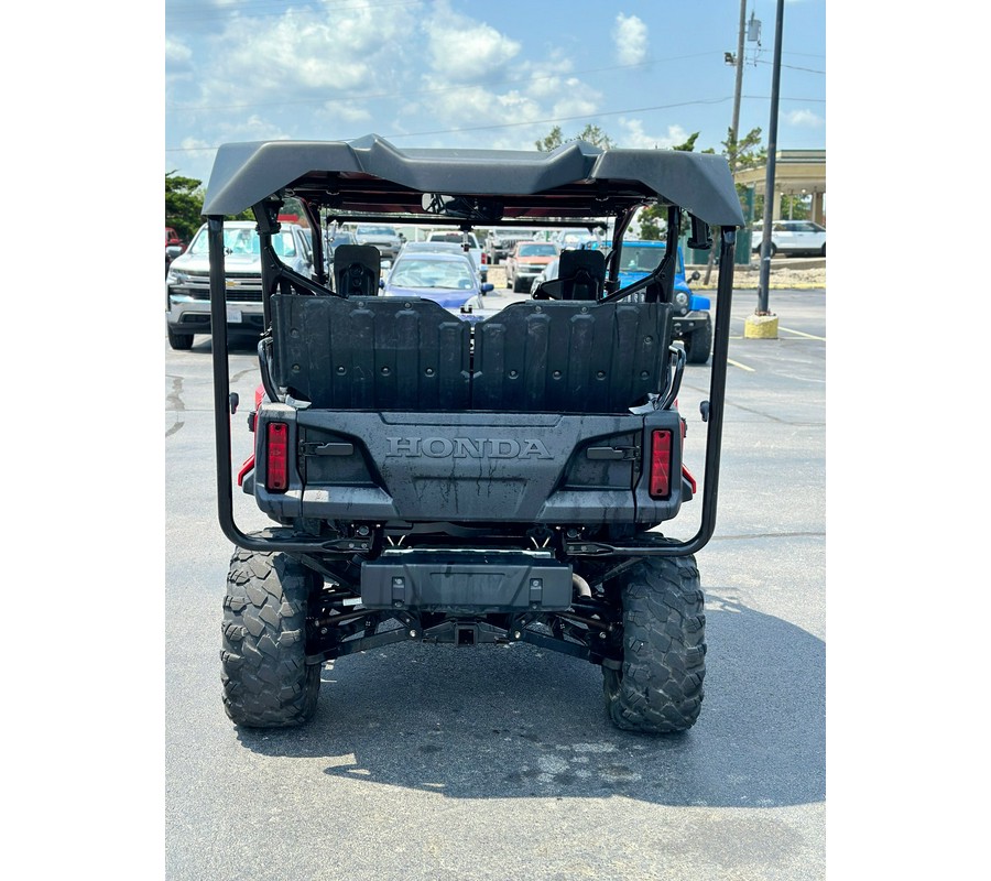 2018 Honda Pioneer 1000-5 Deluxe