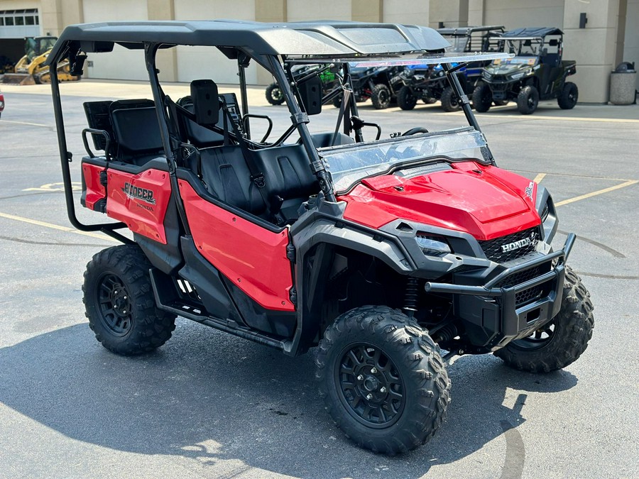 2018 Honda Pioneer 1000-5 Deluxe