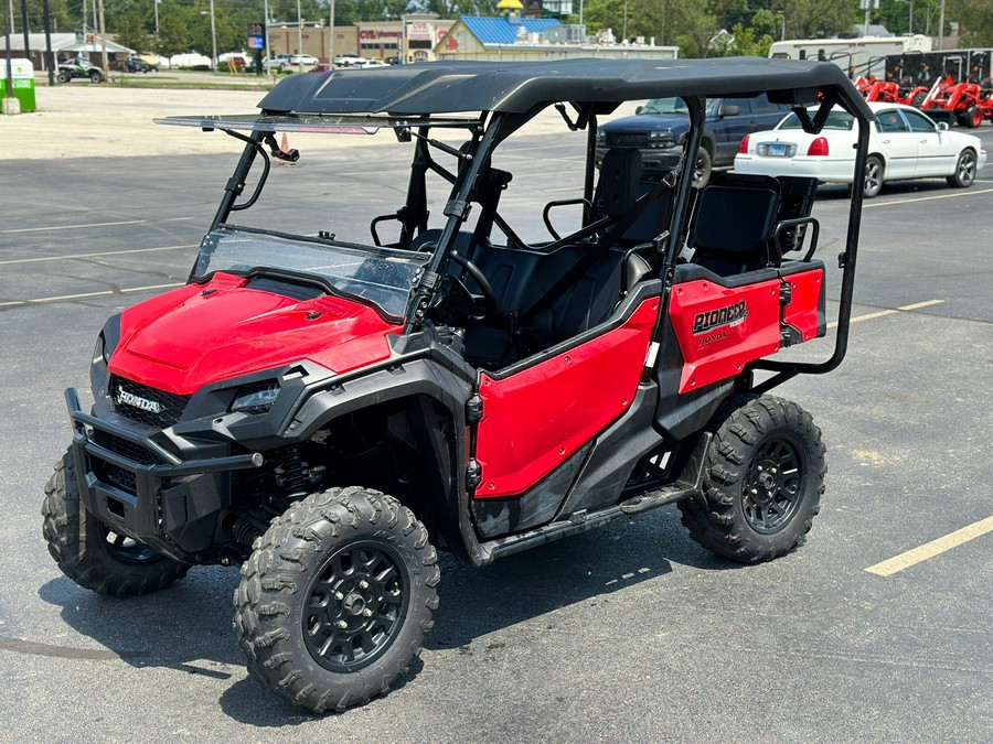 2018 Honda Pioneer 1000-5 Deluxe