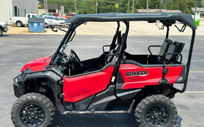 2018 Honda Pioneer 1000-5 Deluxe