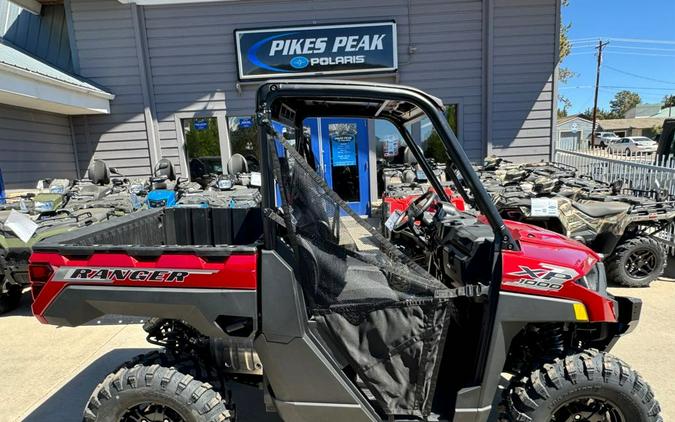 2025 Polaris Industries RANGER XP 1000 PREMIUM SUNSET RED