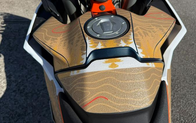 2024 KTM 890 Adventure R