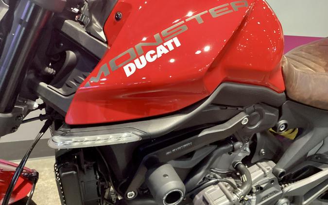 2023 Ducati Monster