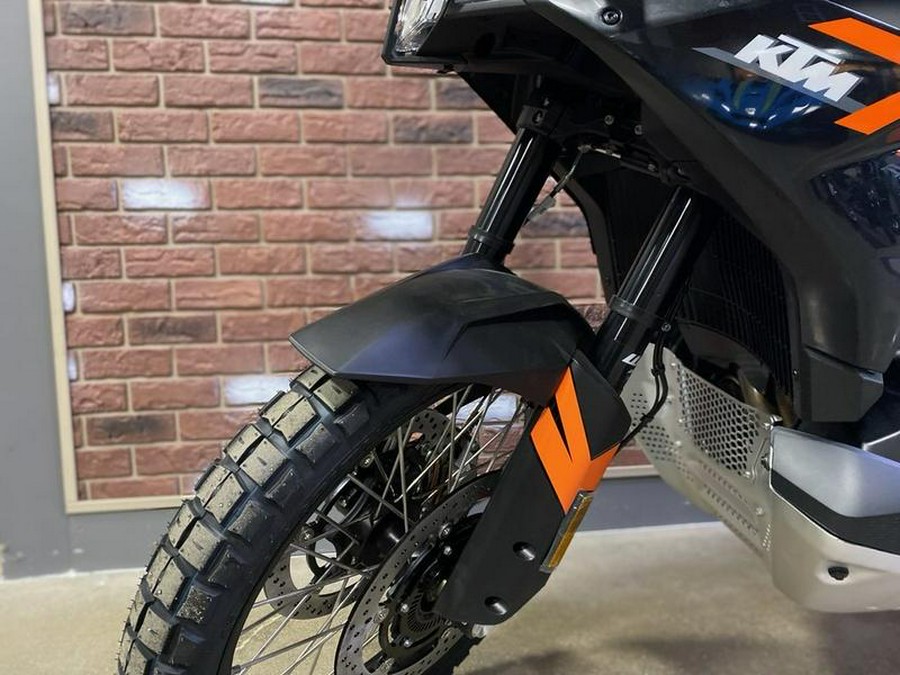 2024 KTM 790 Adventure