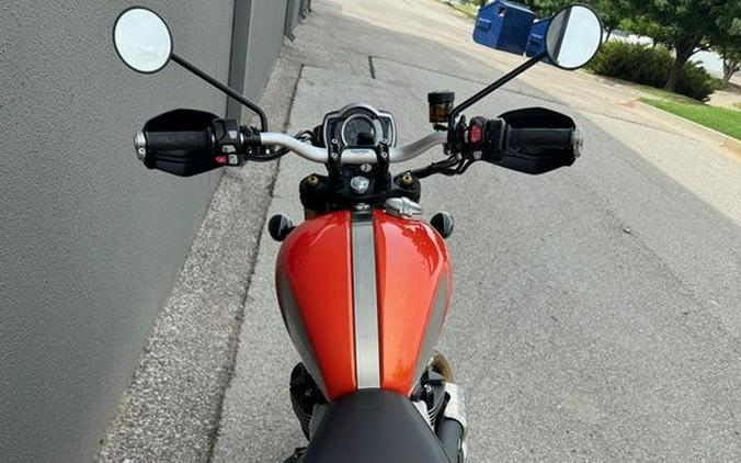 2022 Triumph Scrambler 1200 XE Gold Line Baja Orange / Silver Ice