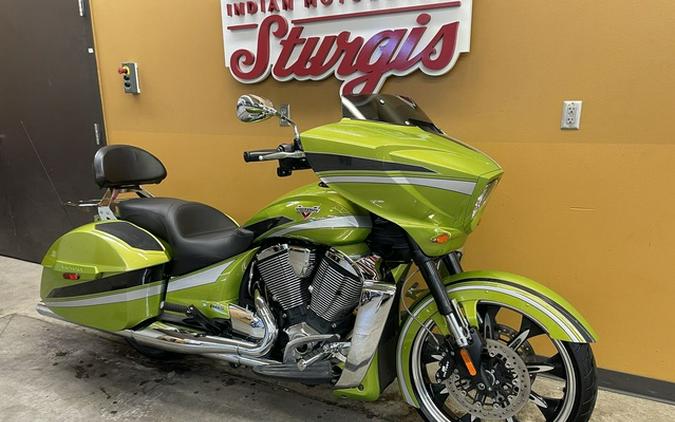 2015 Victory Motorcycles Magnum Plasma Lime With Silver