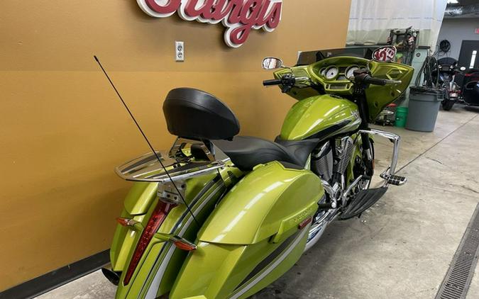 2015 Victory Motorcycles Magnum Plasma Lime With Silver