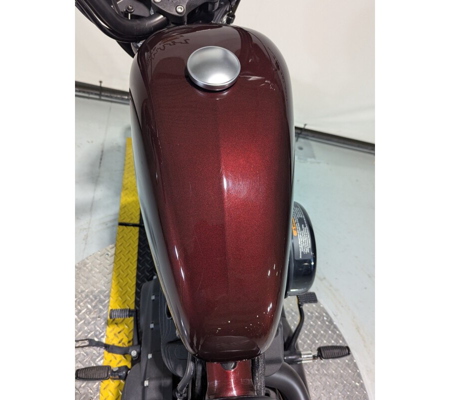 2019 Harley-Davidson® Iron 1200™ Twisted Cherry