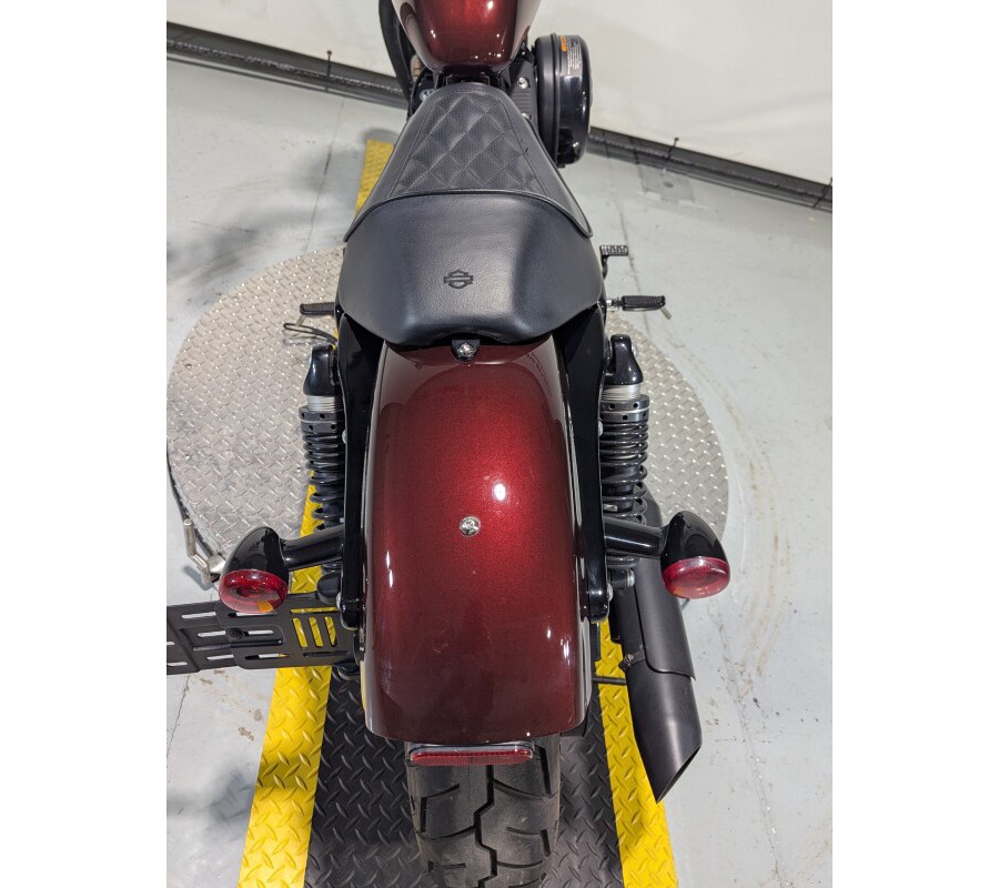 2019 Harley-Davidson® Iron 1200™ Twisted Cherry