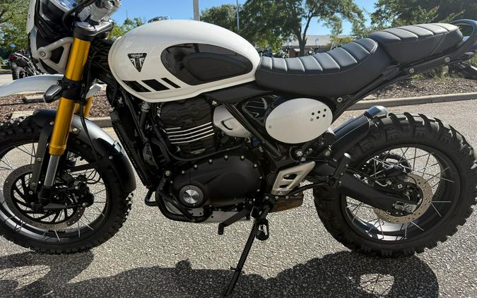 2026 Triumph Scrambler 400 XC