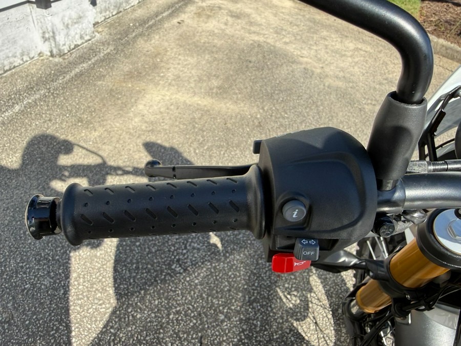 2026 Triumph Scrambler 400 XC