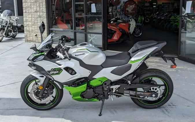 2024 Kawasaki Ninja® 7 Hybrid ABS