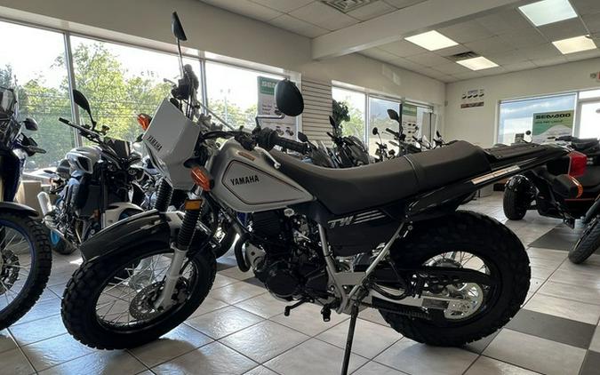 2025 Yamaha TW 200