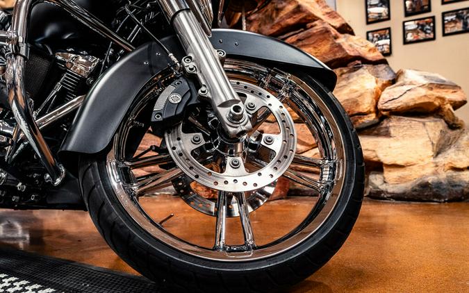 2017 Harley-Davidson Street Glide Special